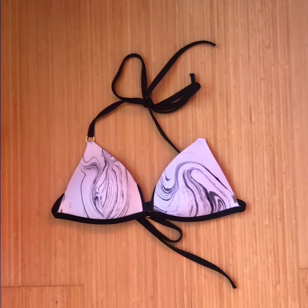 Marbled triangle bikini top